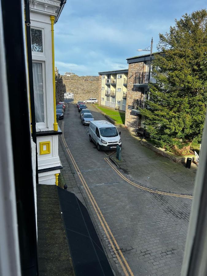 Caer Menai Hotel Caernarfon Buitenkant foto
