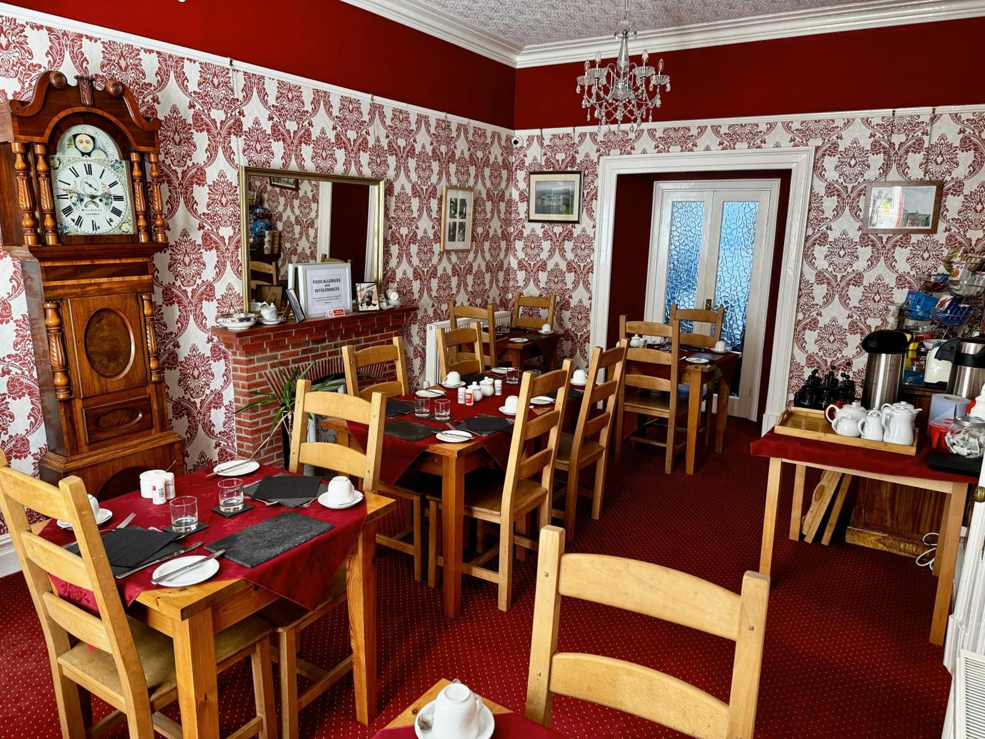Caer Menai Hotel Caernarfon Buitenkant foto